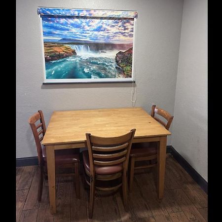 Anchorage Inn Lakeport Екстериор снимка