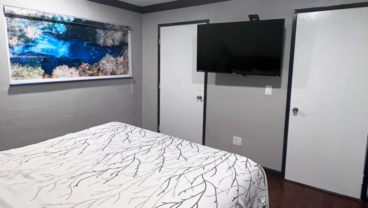 Anchorage Inn Lakeport Екстериор снимка