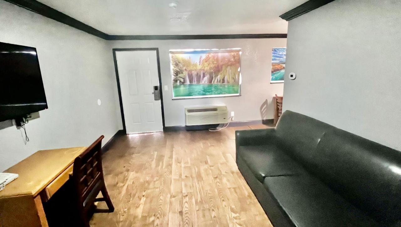 Anchorage Inn Lakeport Екстериор снимка