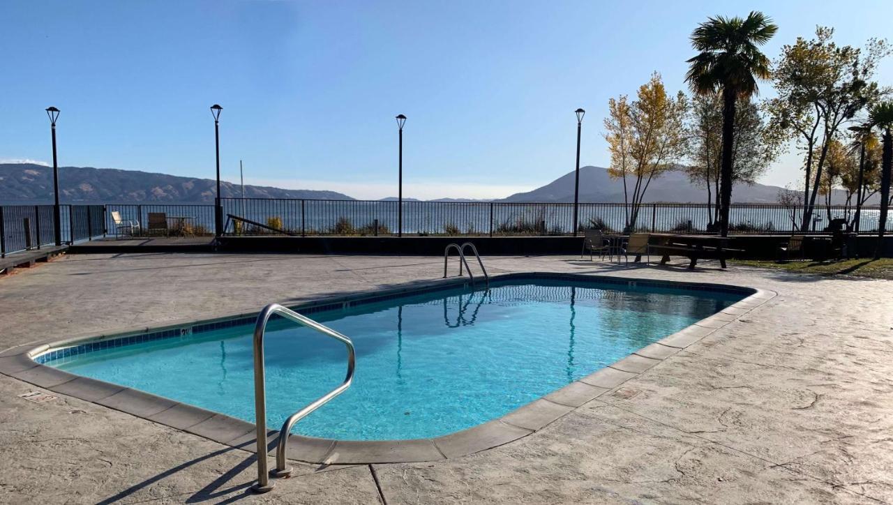 Anchorage Inn Lakeport Екстериор снимка